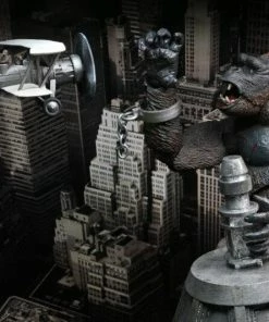 Letter K Costumes King Kong - 7" Scale Action Figure (Concrete Jungle) - NECA Collectibles